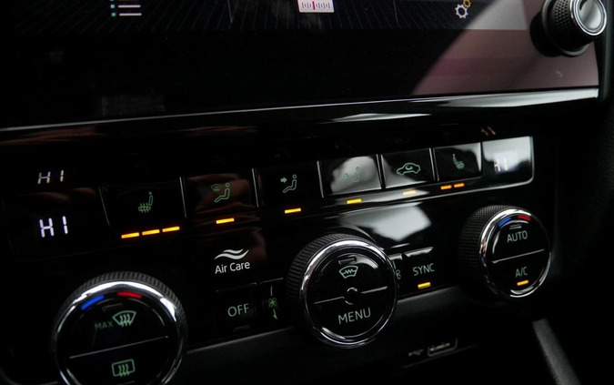 Skoda Octavia cena 71899 przebieg: 65248, rok produkcji 2019 z Warszawa małe 211